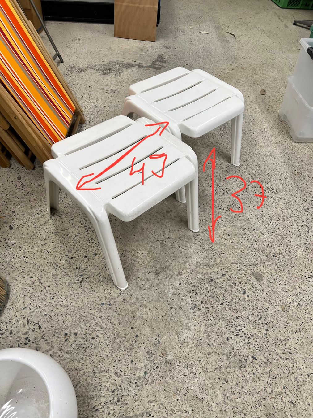 Sgabelli: Plastikhocker – Usato da Luzern venduto da teppichkroko