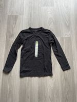 Schwarzes Langarmshirt Gr. 134/140 - Neu