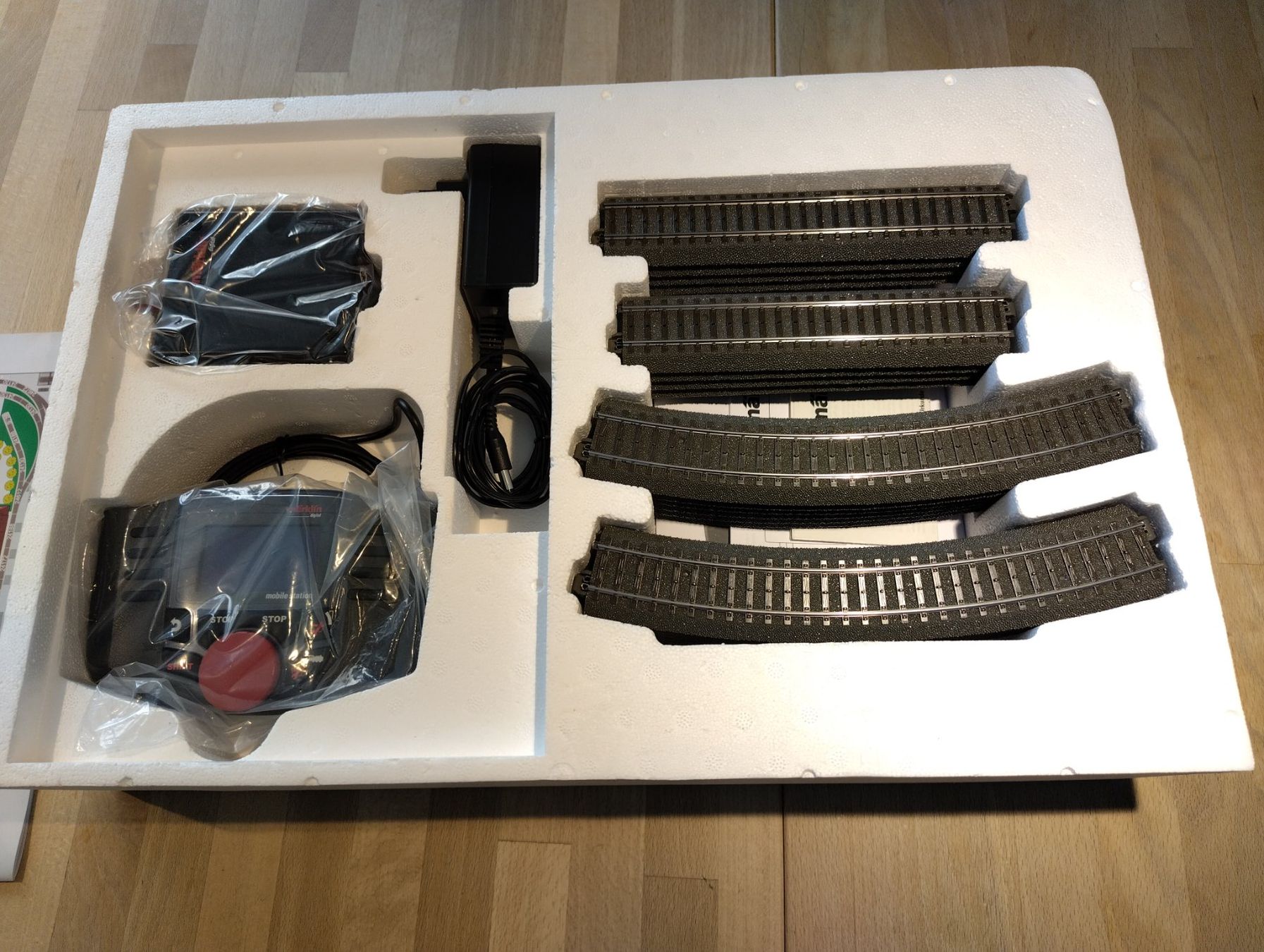 Märklin Modelleisenbahnen: Märklin 29000 Startset C-Gleis Digital – Gebraucht aus Bern von ph73