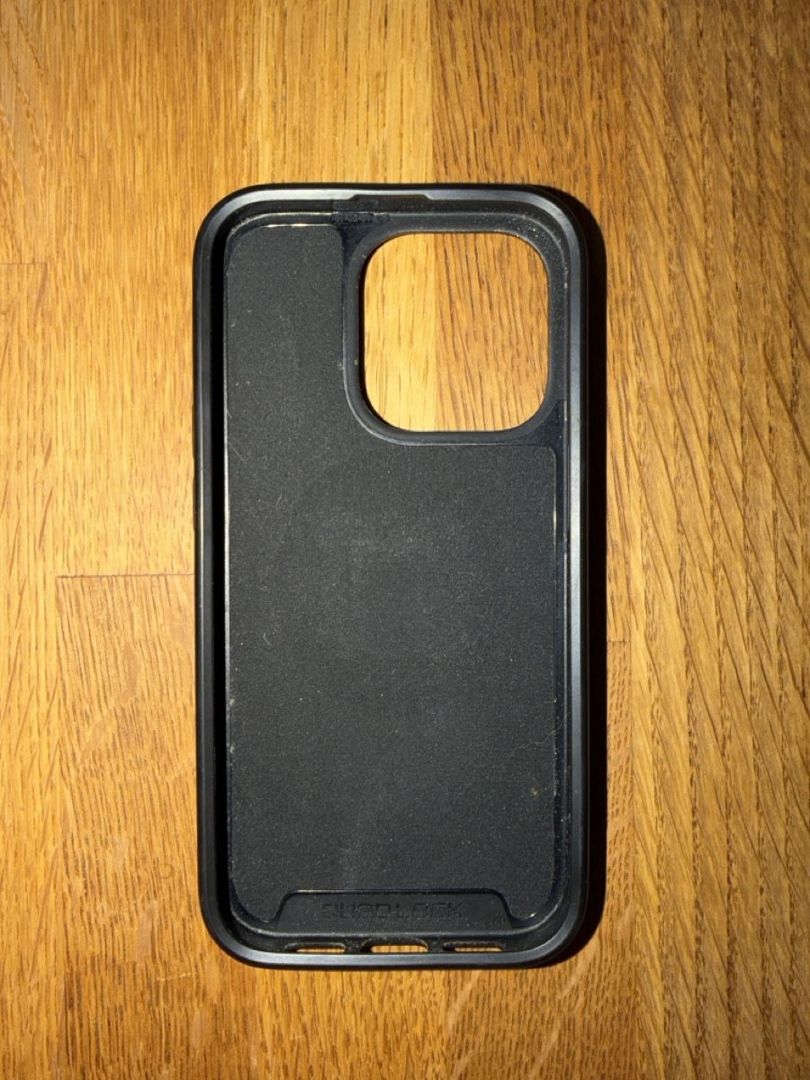 Quad Lock Coques & Protection écran: Quad Lock iPhone 14 Pro Hülle – D'occasion à Zürich par bsch1234