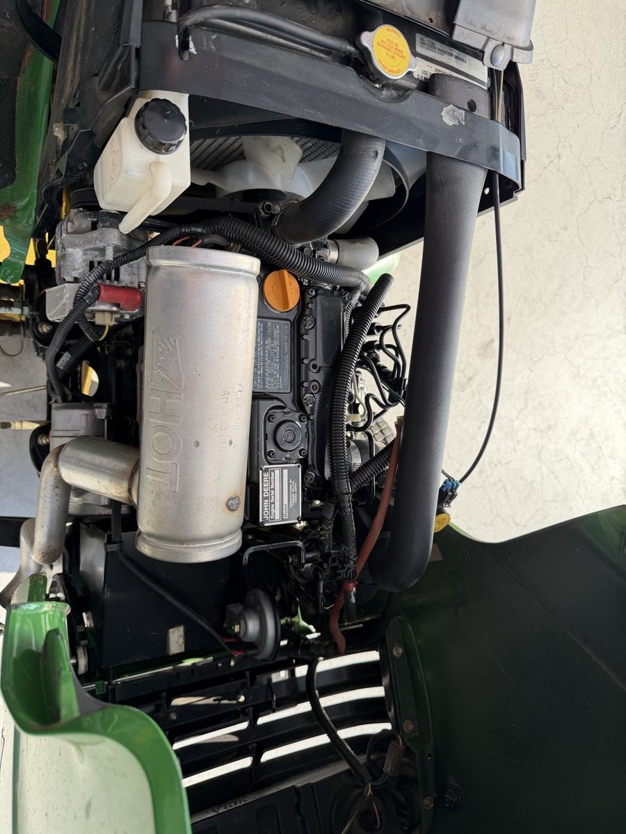 John Deere Tracteurs: Rasentraktor John Deere X740 – D'occasion à Kriens par Frenchi1 2