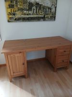 Schreibtisch