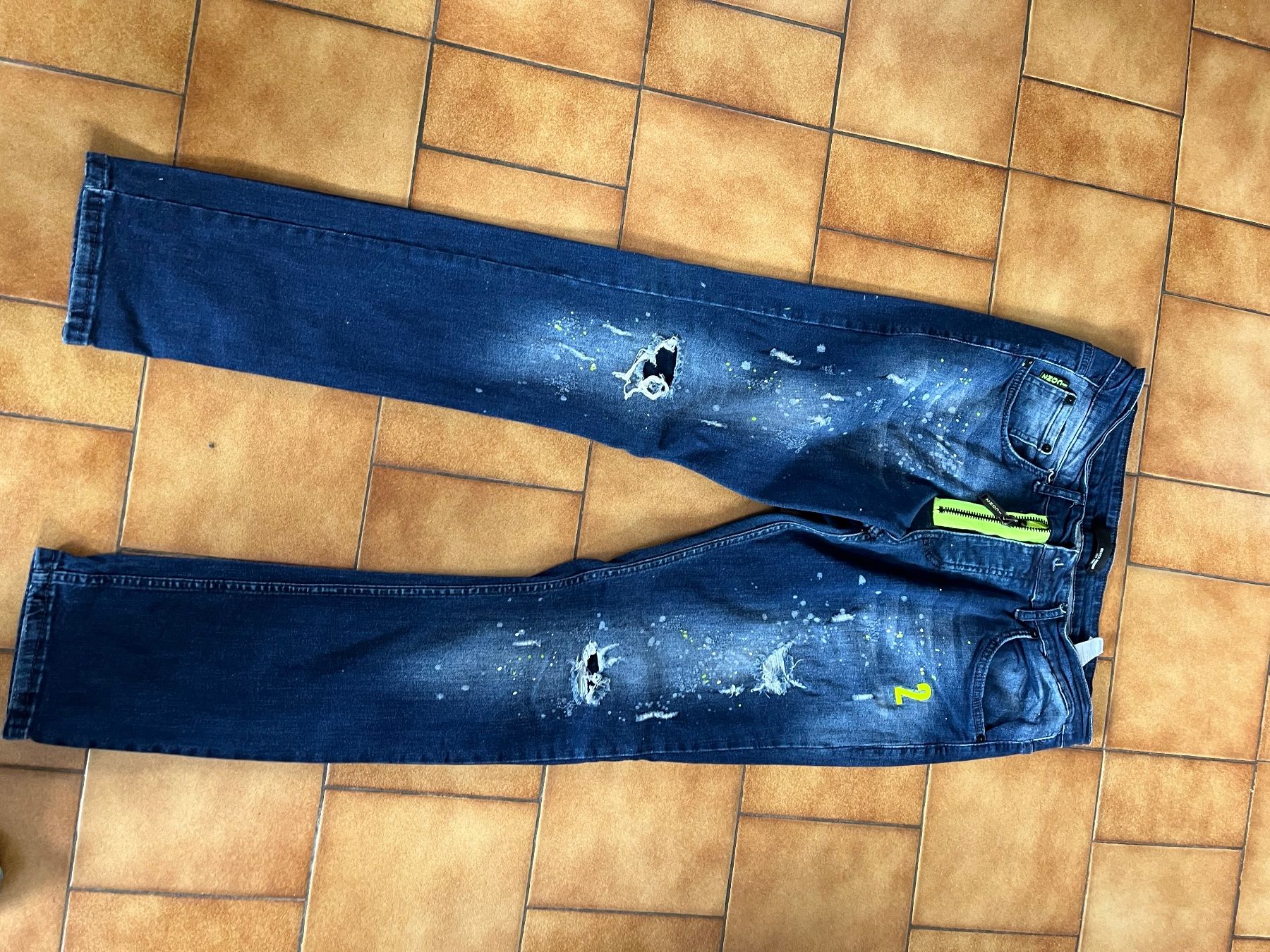 Jeans: Pantalon Taille 36 pose 46 Doryan – Usato da Veyrier venduto da kimedovapa