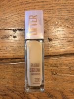 Maybelline Lifter Plump & Glow Foundation 220 neu