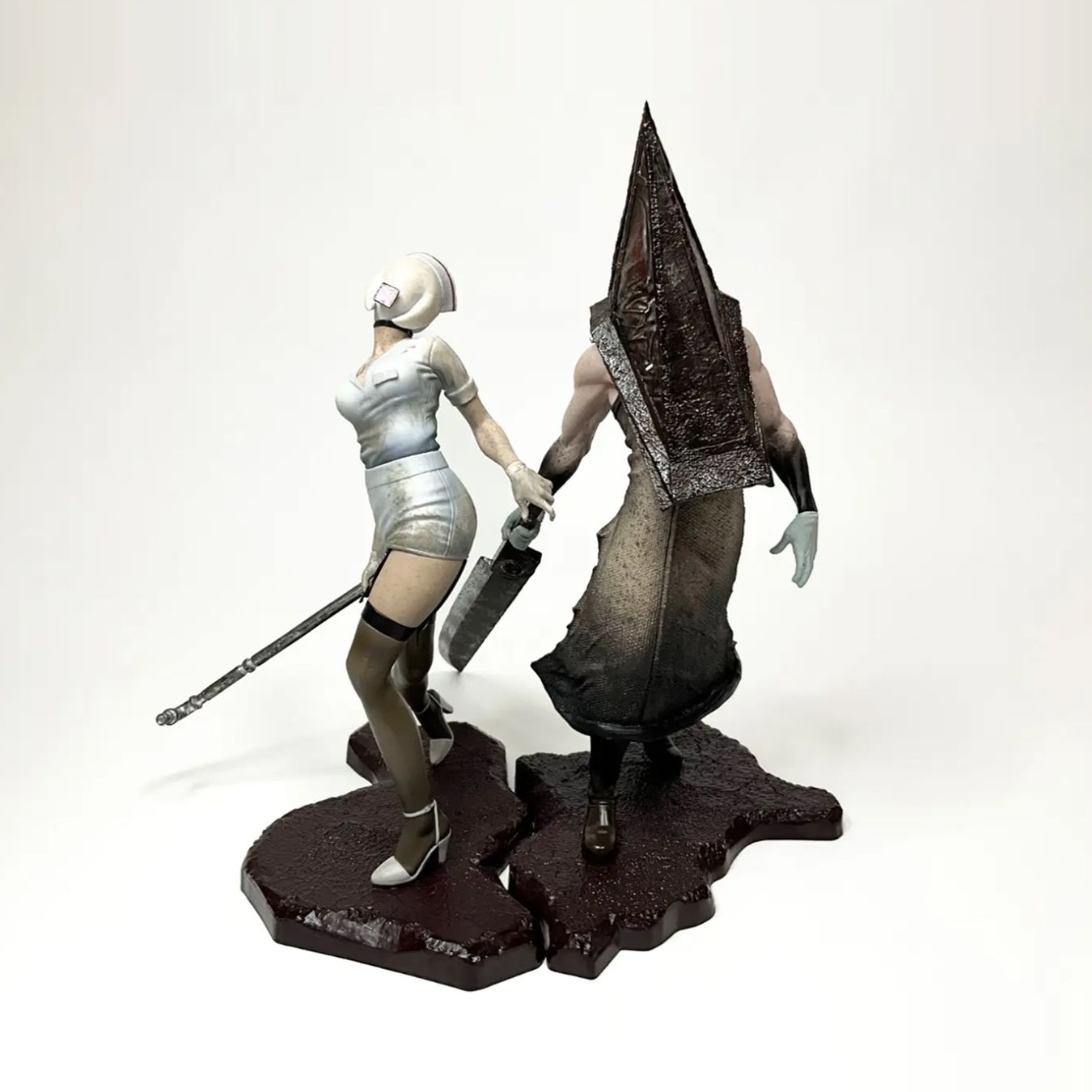 Statuette: Silent Hill 2 Figurines - 2 Stk – Nuovo (secondo la descrizione) da Glattbrugg venduto da har_jgc7 1