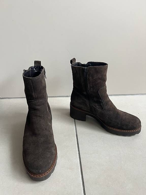 Damenschuhe: Leder Stiefel – Gebraucht aus Unterengstringen von baj_2zfq 2