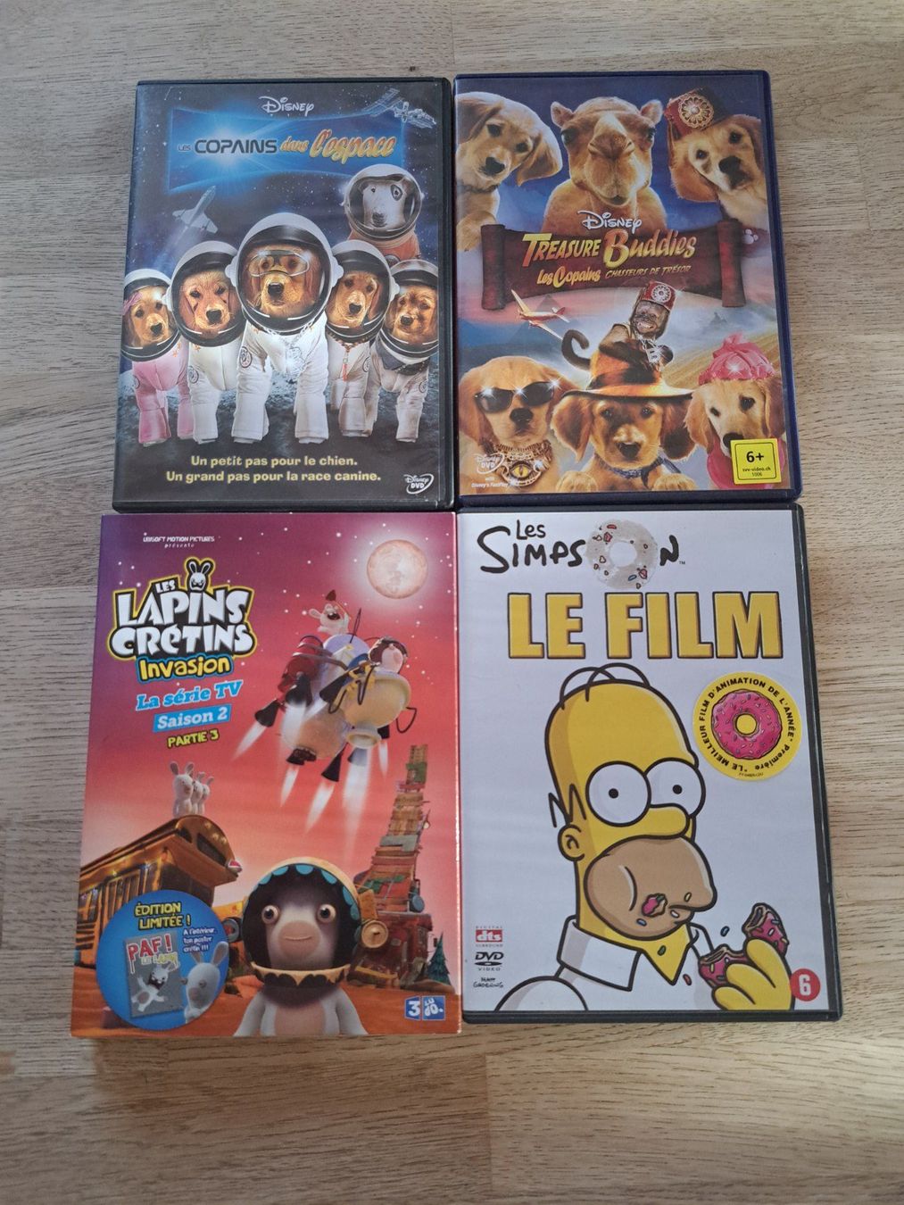 Tutti i DVDs: Lot de 4 DVD enfants – Usato da Cortaillod venduto da Deltona14
