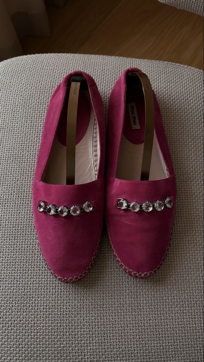 Miu Miu Scarpe da donna: MiuMiu Mokassins Wildleder – Usato da St. Moritz venduto da Capricorn88