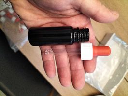 10ml Tropfflaschen mit Pipette, ungebraucht