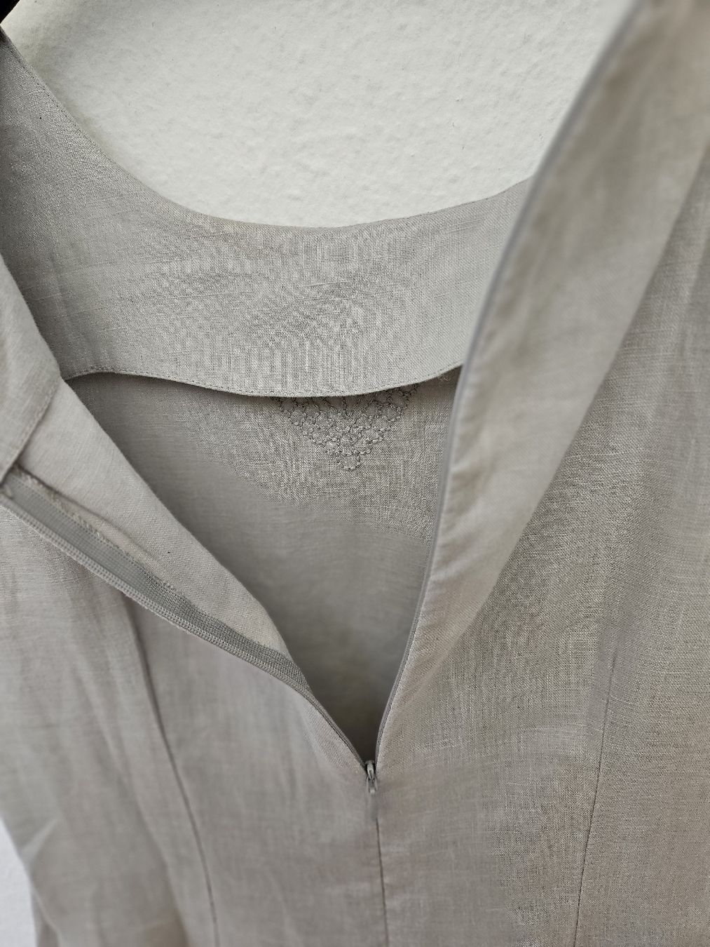 Maddison Robes: Sommerkleid aus Leinen Gr. 40, grau – D'occasion à Urdorf par Colina 6