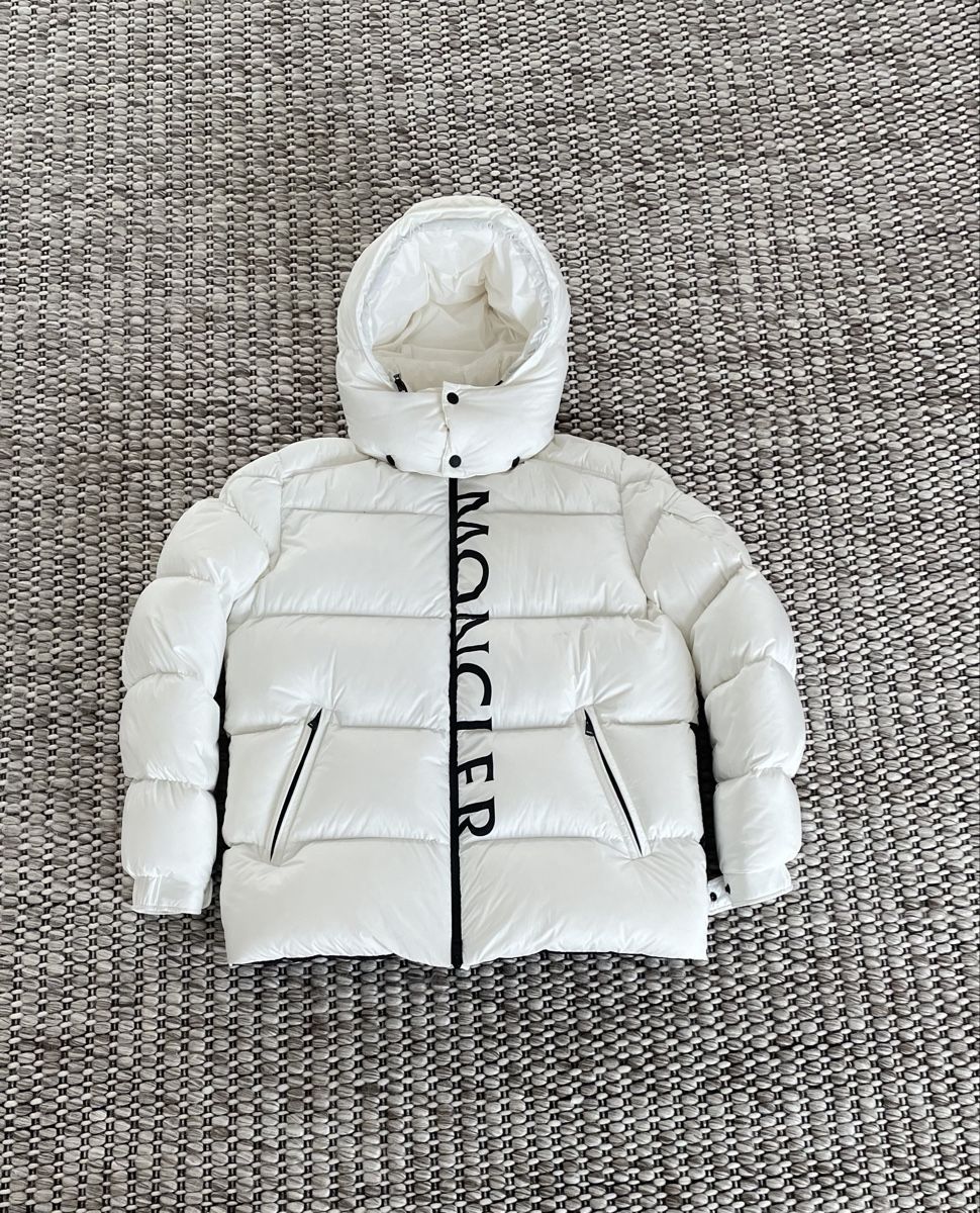 Moncler Jacken: Moncler Maures Weiss – Gebraucht aus Bottighofen von c.8280 1