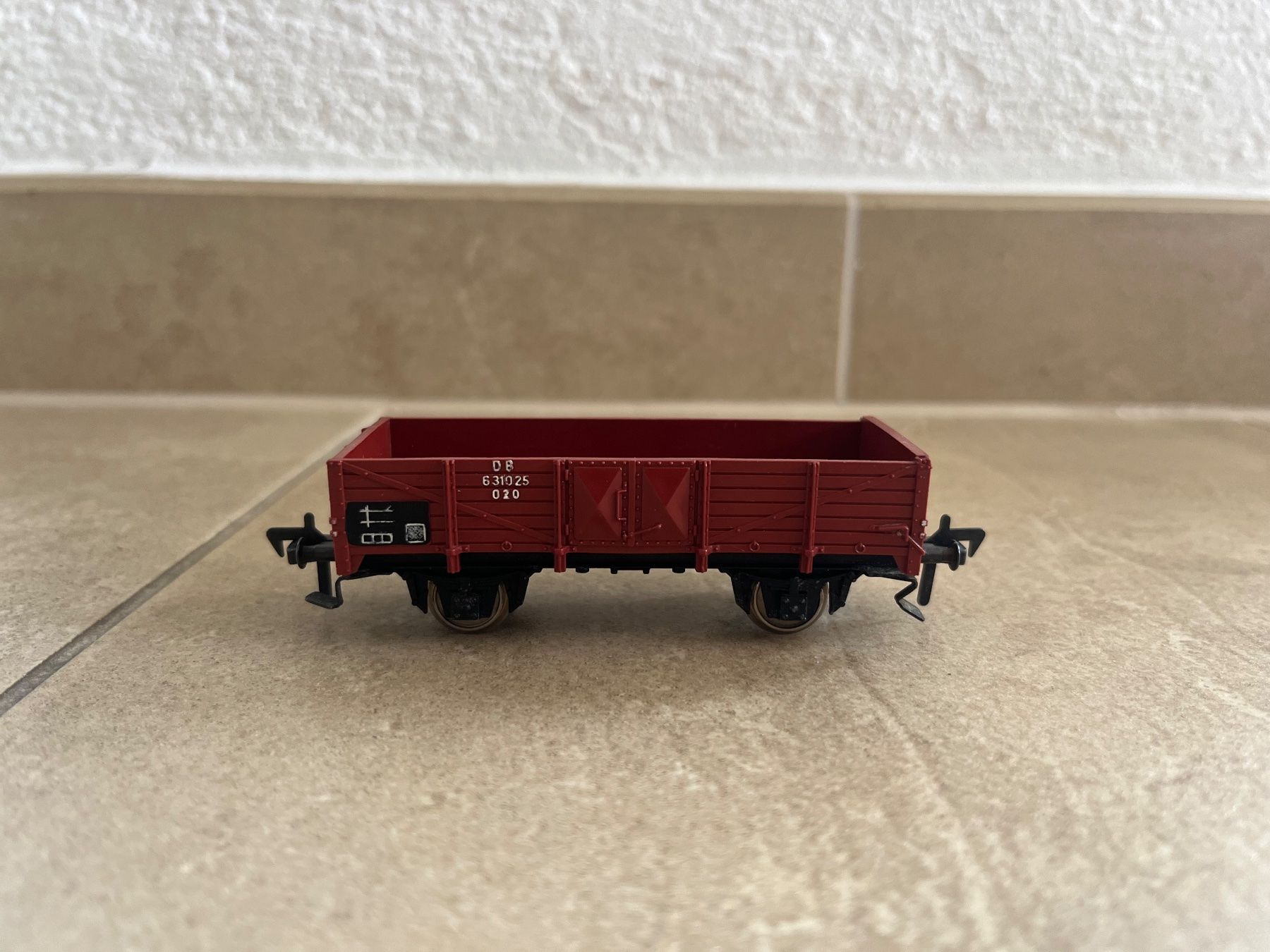 Fleischmann Modelleisenbahnen: Lot de 3 wagons marchandise Fleischmann – Gebraucht aus Gampelen von yoa_7t58 4