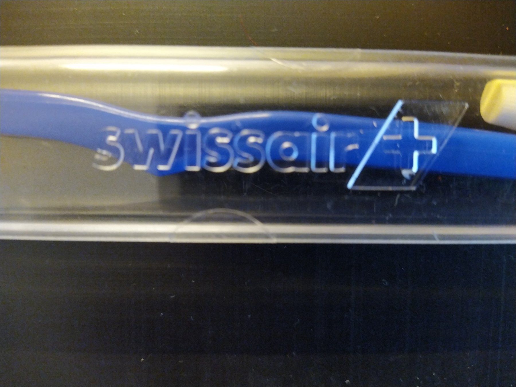 Zahnpflege: Zahnbürste SWISSAIR – Neu und originalverpackt aus Bern von micky031 1