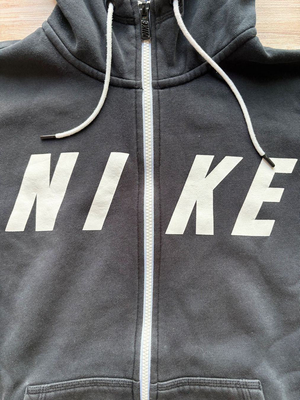 Nike Maglioni & Felpe: Nike Pullover – Usato da Wigoltingen venduto da _vntg_ 1