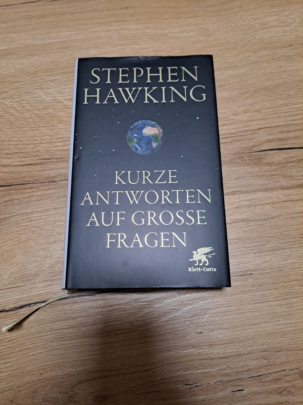 Libri: Stephen Hawking - Kurze Antworten auf grosse Fragen – Usato da Oberdiessbach venduto da Noeusu