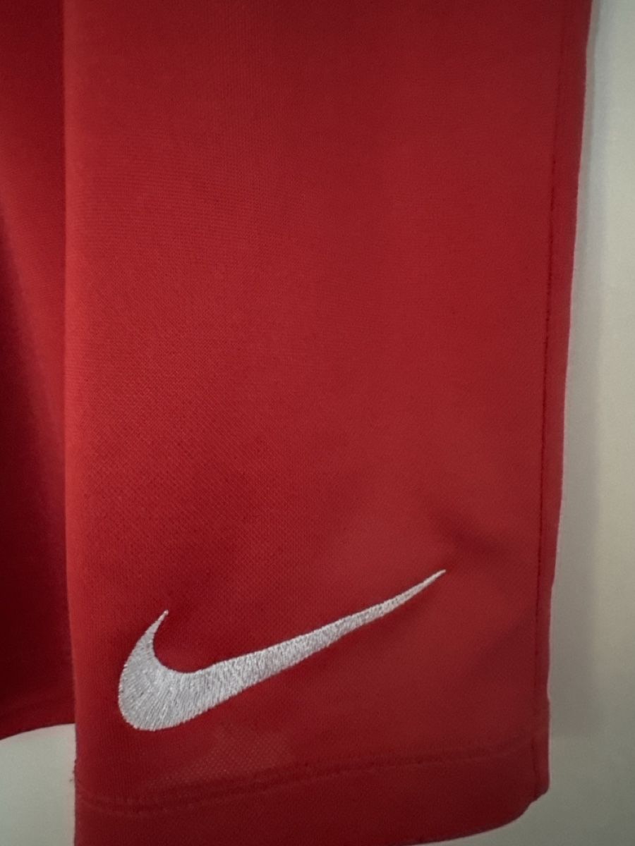 Nike Pantaloni: Nike Shorts – Usato da Kreuzlingen venduto da eli_qm8d 1