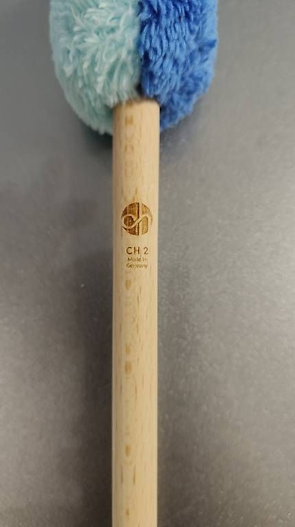 Strumenti musicali: Olli Hess Profi Chakra Gong Mallet CH 2 – Usato da Schwyz venduto da Burnsdesign 1