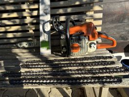 Stihl MS 250 Motorsäge mit Zubehör zu verkaufen
