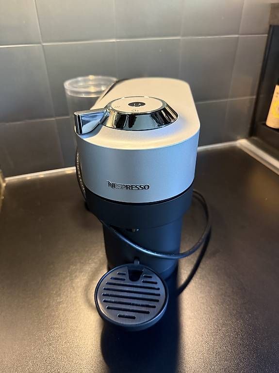 Macchine per caffè & Macchine per espresso: Machine Nespresso Vertuo Pop+ – Usato da Pully venduto da karinos1526
