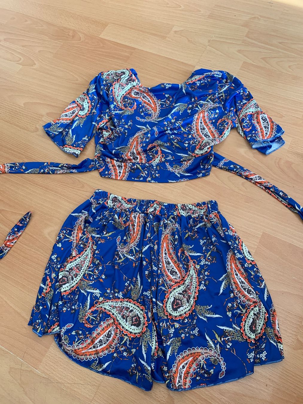 Lotti di vestiti: Joli ensemble d’été taille xs – Usato da MEYRIN venduto da Gwendo10 1
