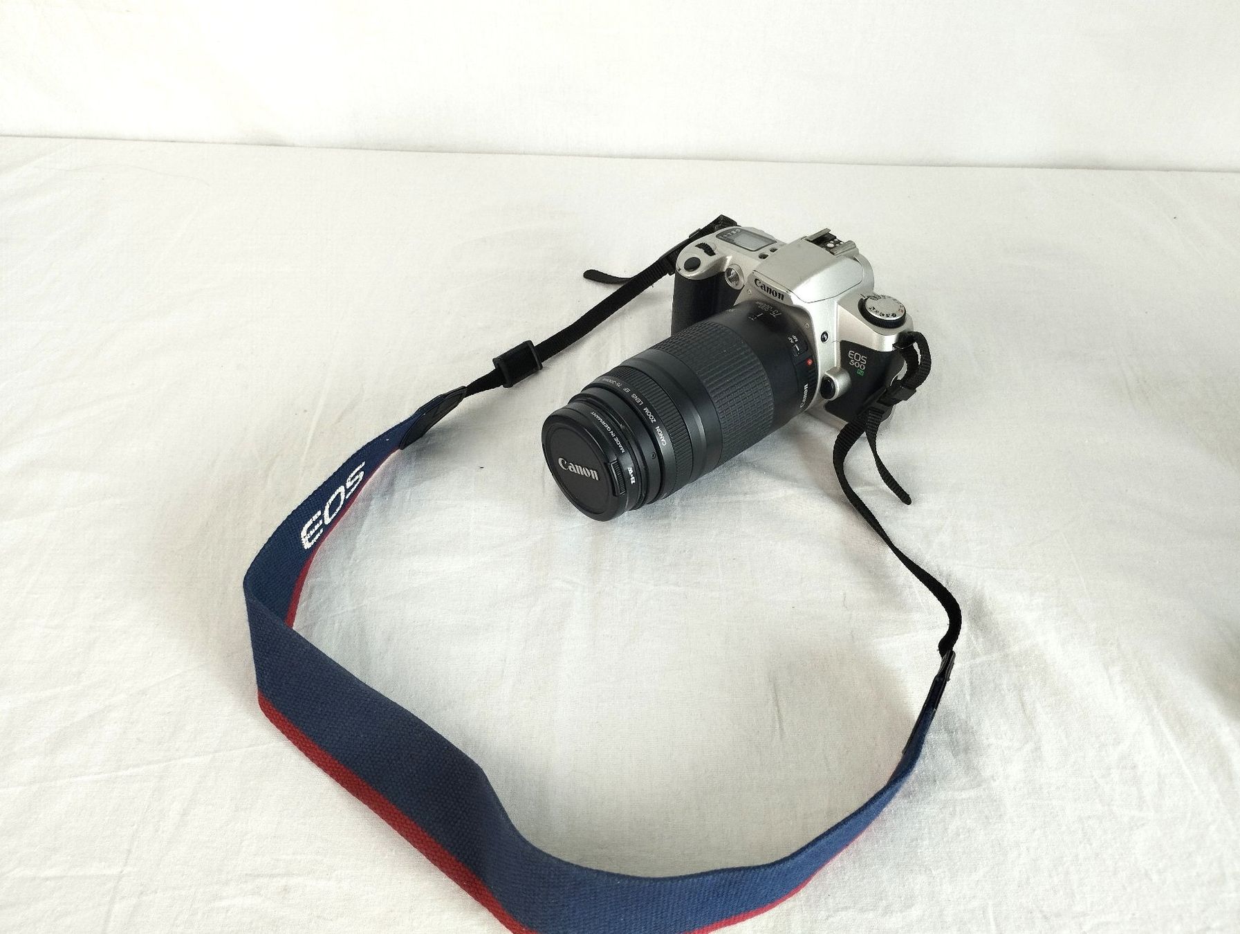 Canon Fotocamera: CANON EOS 500N Set mit Tasche und 2 Objektiven – Difettoso da Schübelbach venduto da Restwert_Schubelbach 1