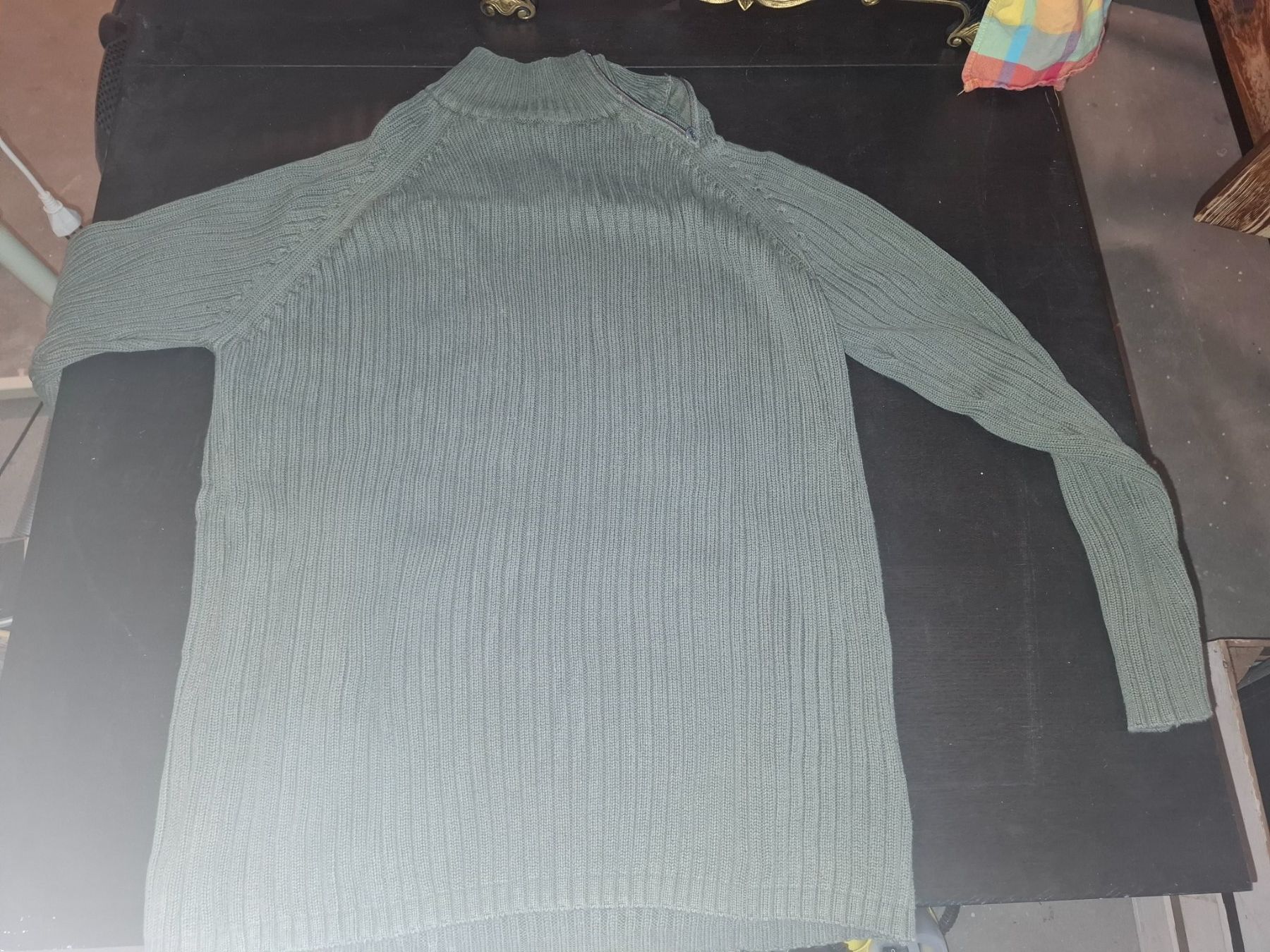 Pullover & Sweatshirts: Strickpullover Angelo Litrico oliv Grösse XL gebraucht – Gebraucht aus Münchenbuchsee von Twertor