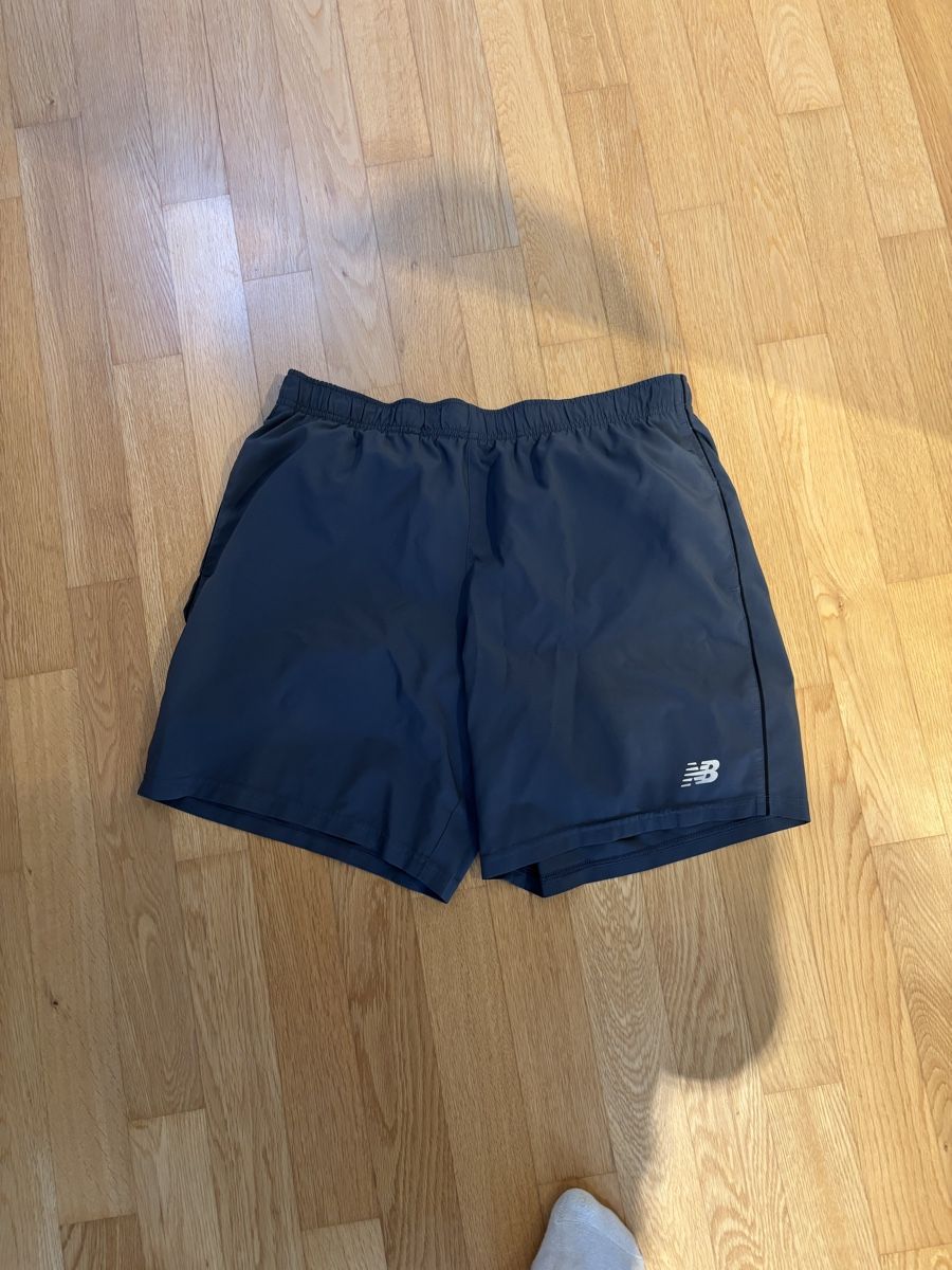 New Balance Pantaloni: New Balance Short‘s, Grösse L – Usato da St. Gallen venduto da seemania