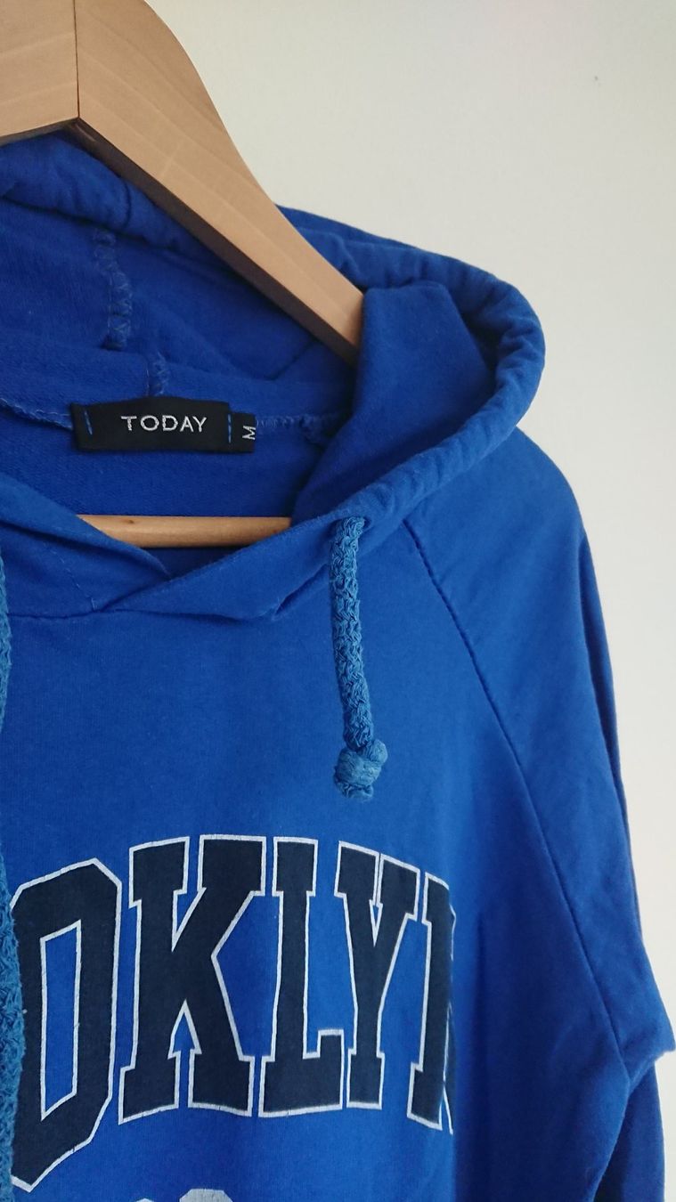 Maglioni & Felpe: Damen Pullover Today Gr. M Blau 1998 Brooklyn NY – Usato da Hallau venduto da CHACLA 1
