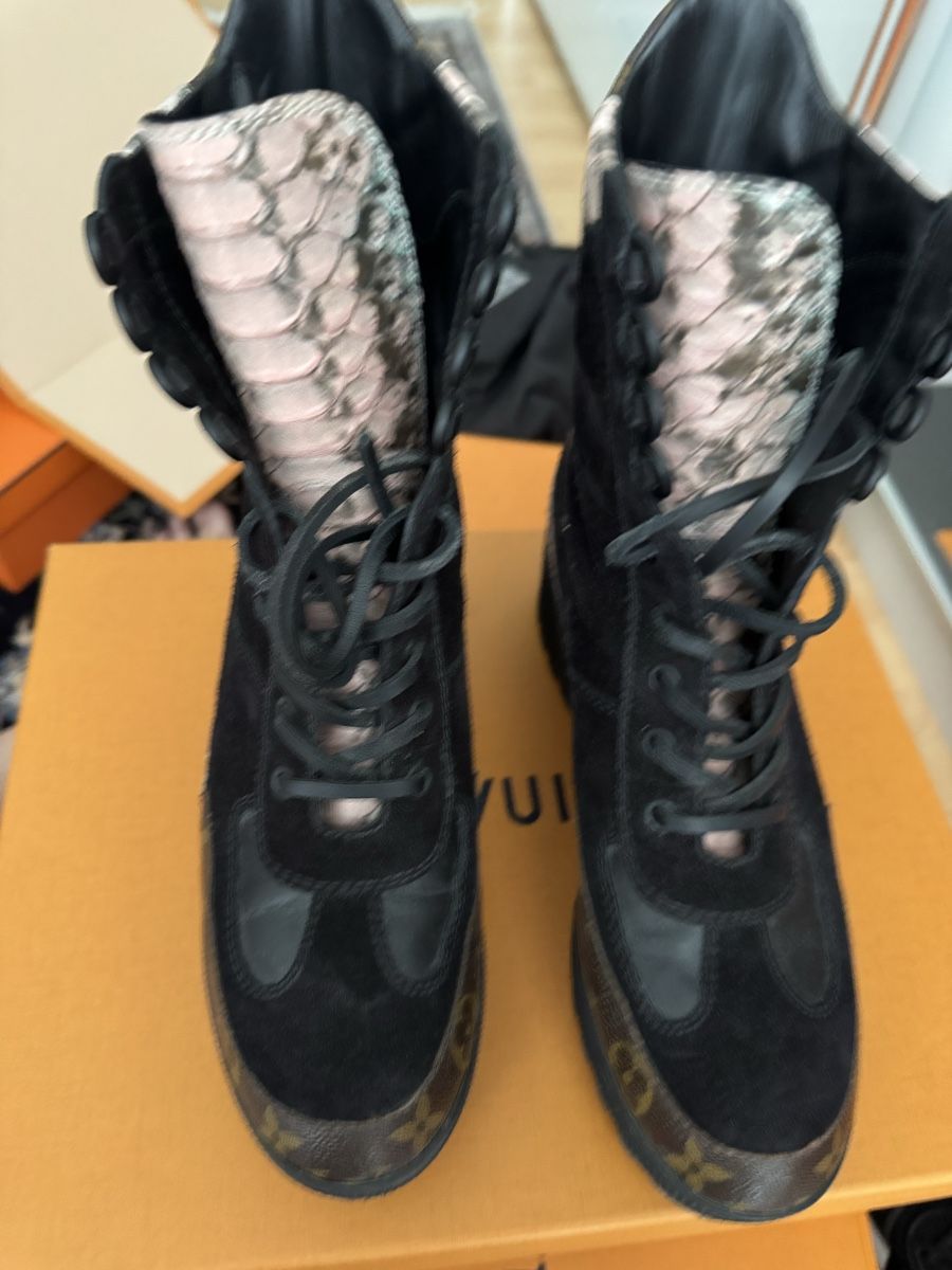 Louis Vuitton Scarpe da donna: Laureate Louis Vuitton boots – Usato da Root venduto da rzi_d87b 2