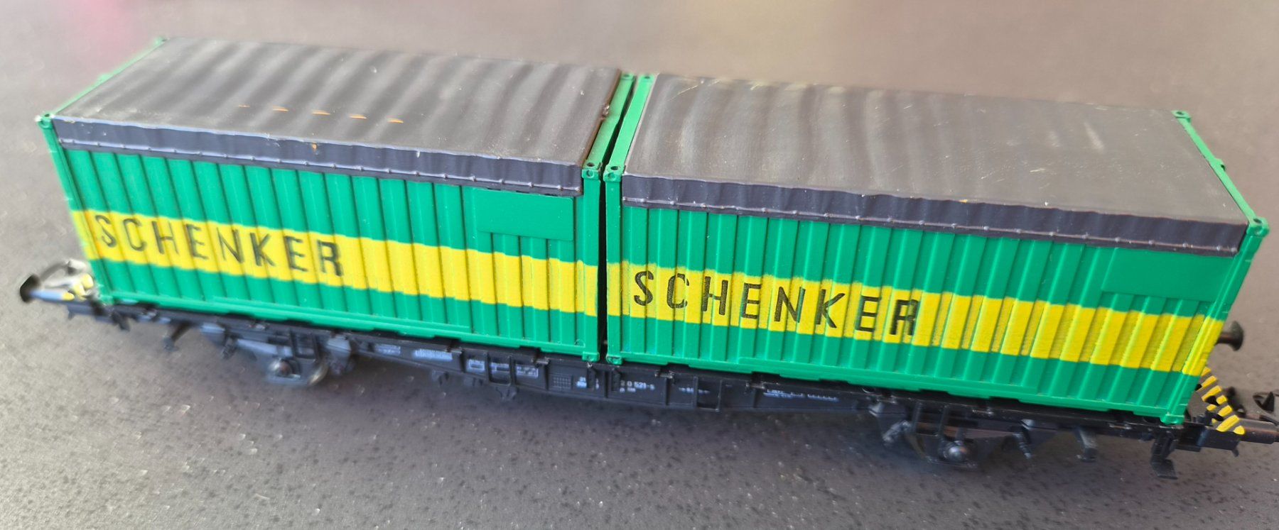 Roco Trains électriques: Roco Containerwagen Schenker H0 DC – D'occasion à Huttwil par Tgv03