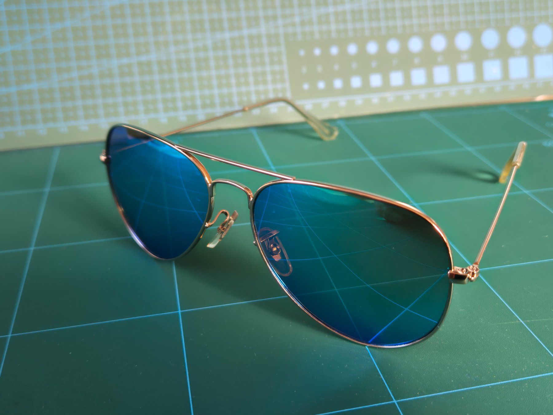 Occhiali & Lenti: Pilotensonnenbrille #2 – Nuovo e nell'imballaggio originale da Pfungen venduto da Famadm