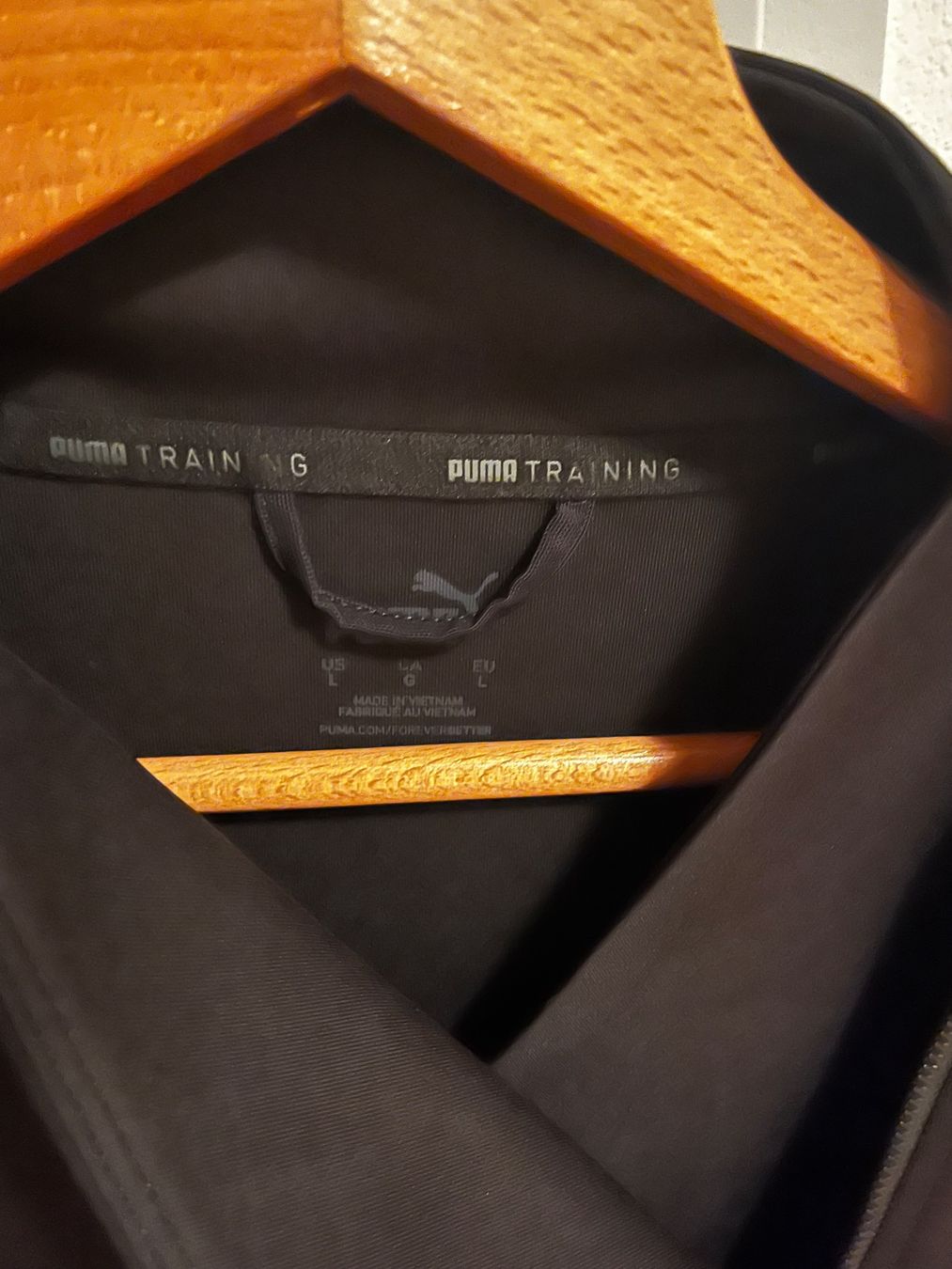 Puma Giacche: PUMA TRAINING Damen Moto Jacket-Schwarz – Usato da Aarau venduto da M218 2