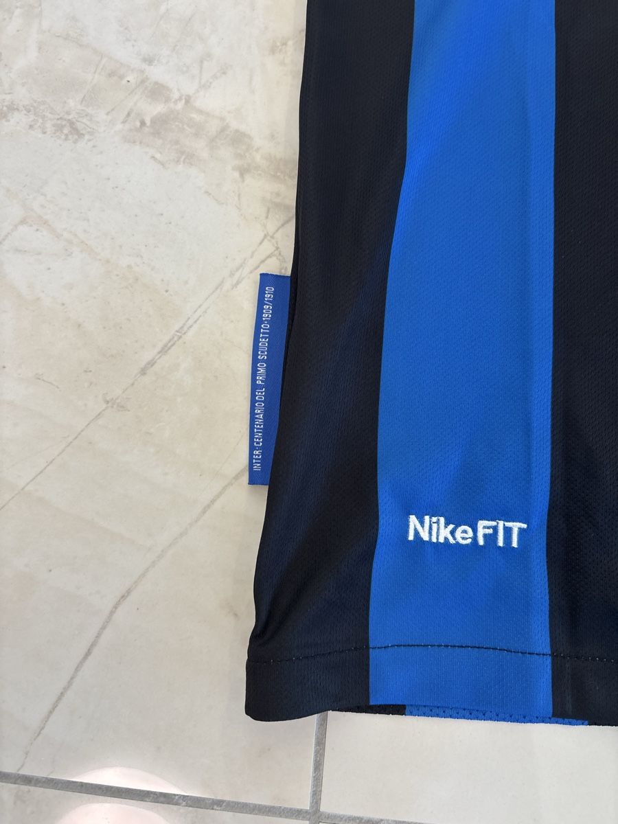 Nike Maillots de corps & Pantalons: Inter Mailand 2010 Trikot #45 Balotelli – Neuf (Voir description) à Bronschhofen par  3
