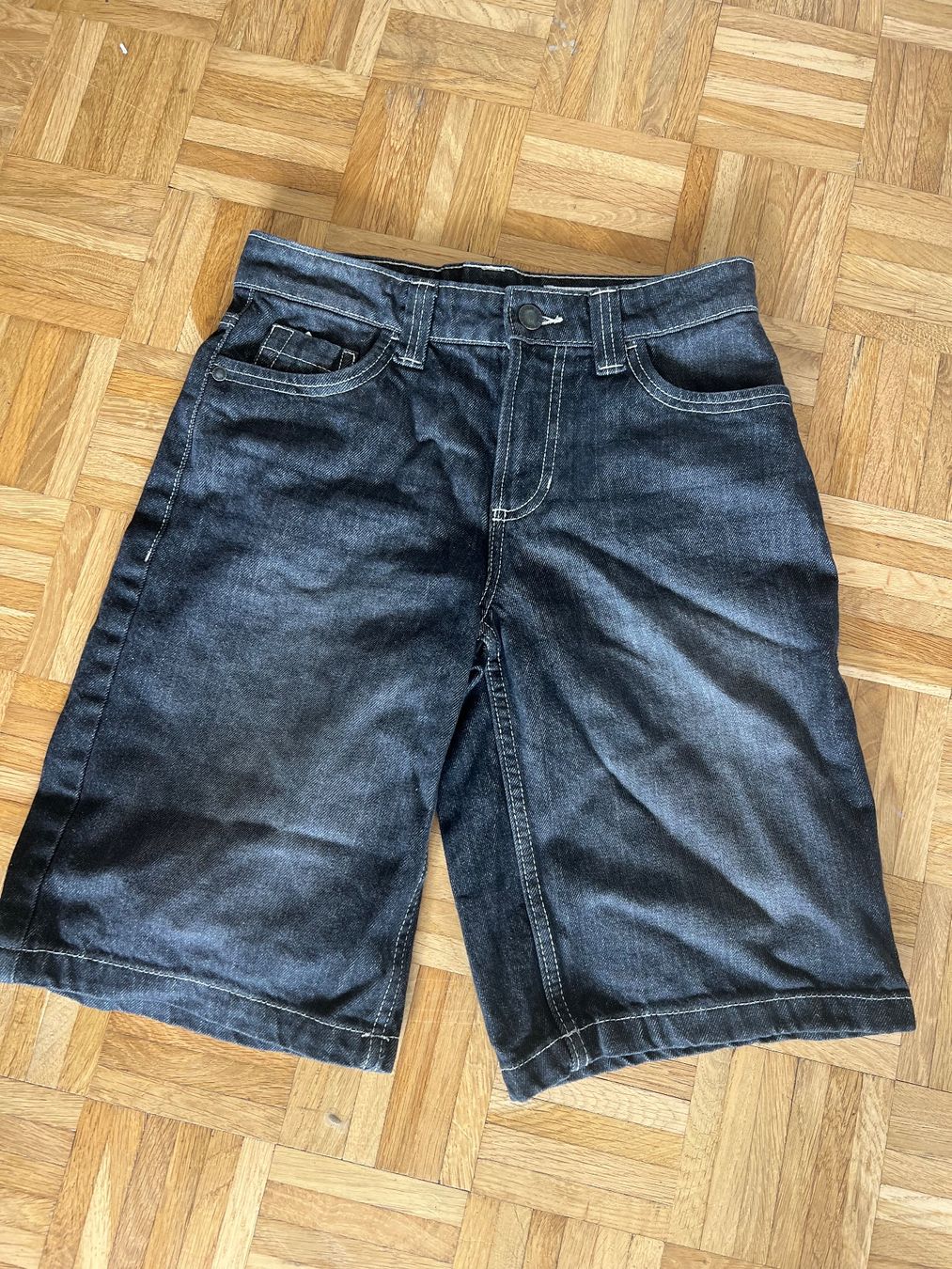Bershka Jeans: Short en jean  XS – Usato da Bôle venduto da Amkj