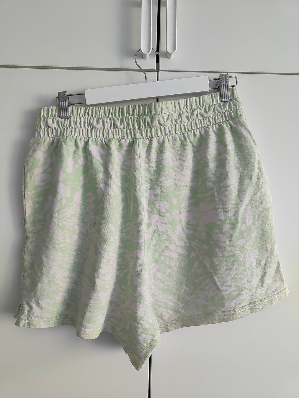 Puma Pantaloni: Puma Shorts - Grösse L – Usato da Rickenbach b. Wil venduto da VeryLovelyThings 5
