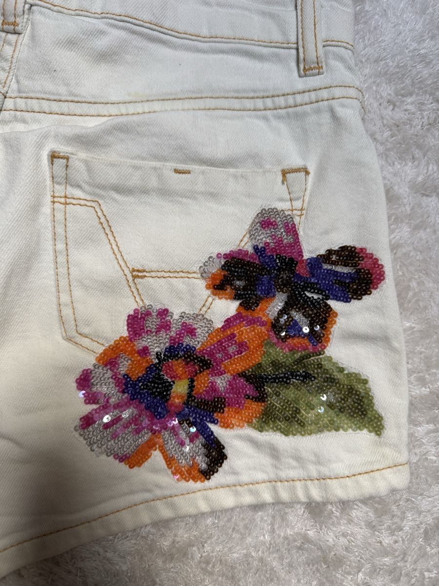 Pantalons: AMEN shorts 430€ – D'occasion à Barna par orbuyorcry 5
