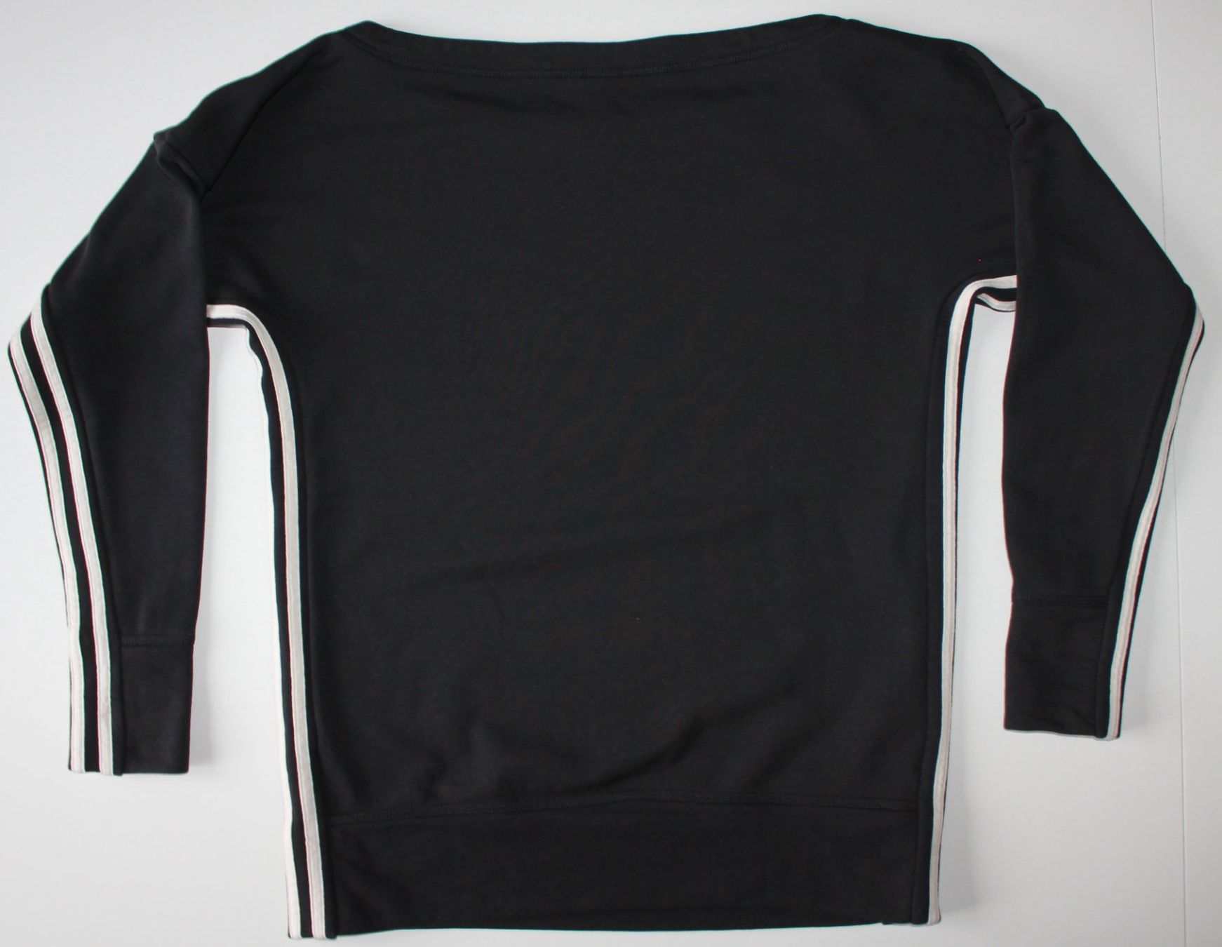 Adidas Maglioni & Felpe: Pull Adidas noir avec bandes blanches  t. XS – Usato da Peseux venduto da Gilloss 4