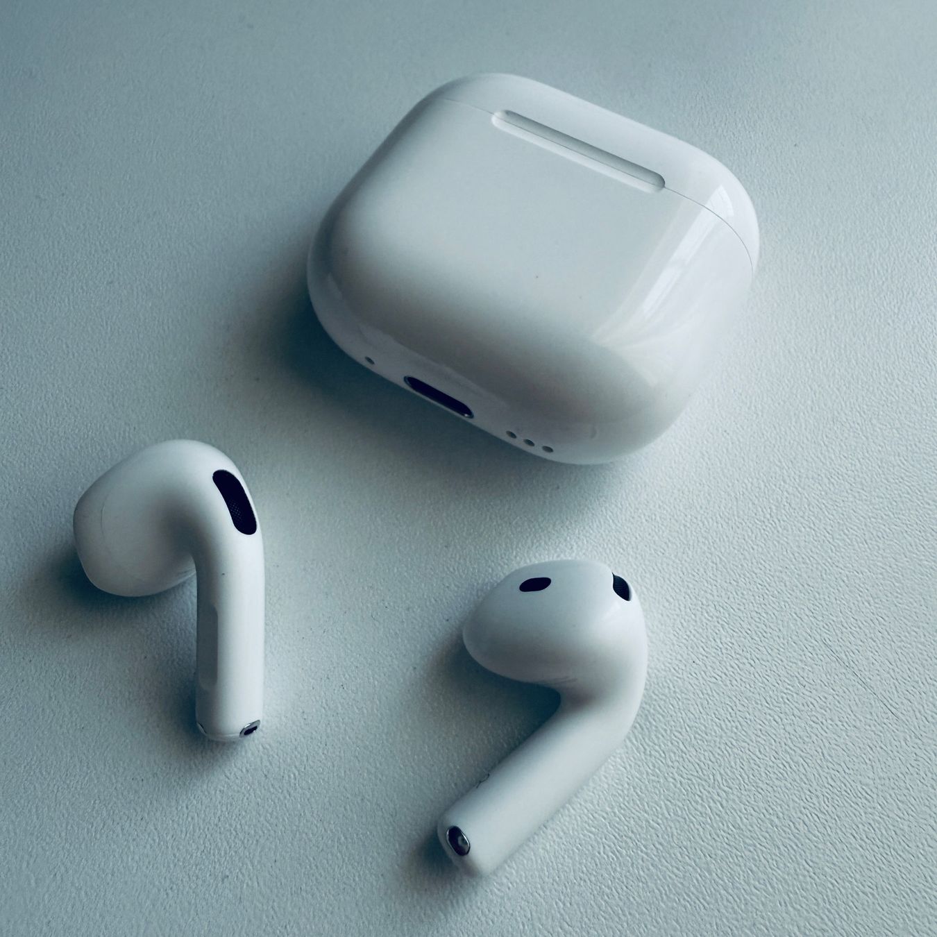 Apple Kopfhörer: Original Apple AirPods 4 mit ANC, USB-C MagSafe Ladecase – Neu (gemäss Beschreibung) aus Basel von MY.AIRPODS.SHOP 5