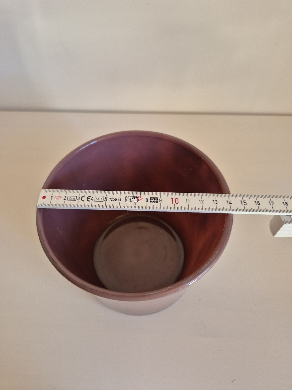 Pots de fleurs: Blumentopf violett – D'occasion à Sarnen par Abs_2025 1