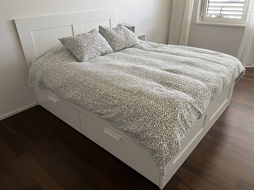 Ikea Letti: Ikea Bett mit Matraze + Topper – Usato da Zürich venduto da eve_yw87 1