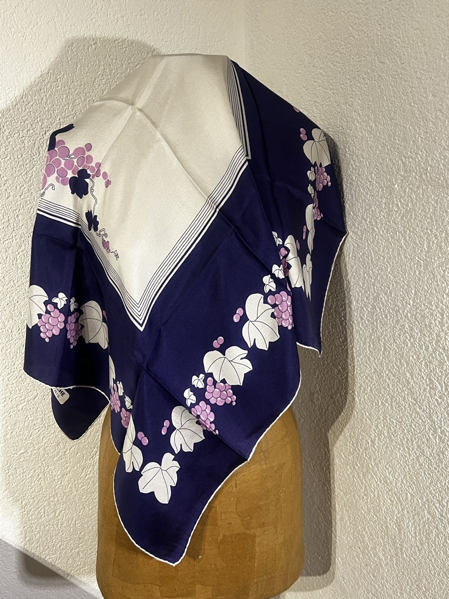 Foulards, Tücher & Schals: Foulard Guy Laroche – Gebraucht aus St-Pierre-Clages von ste_xk6p