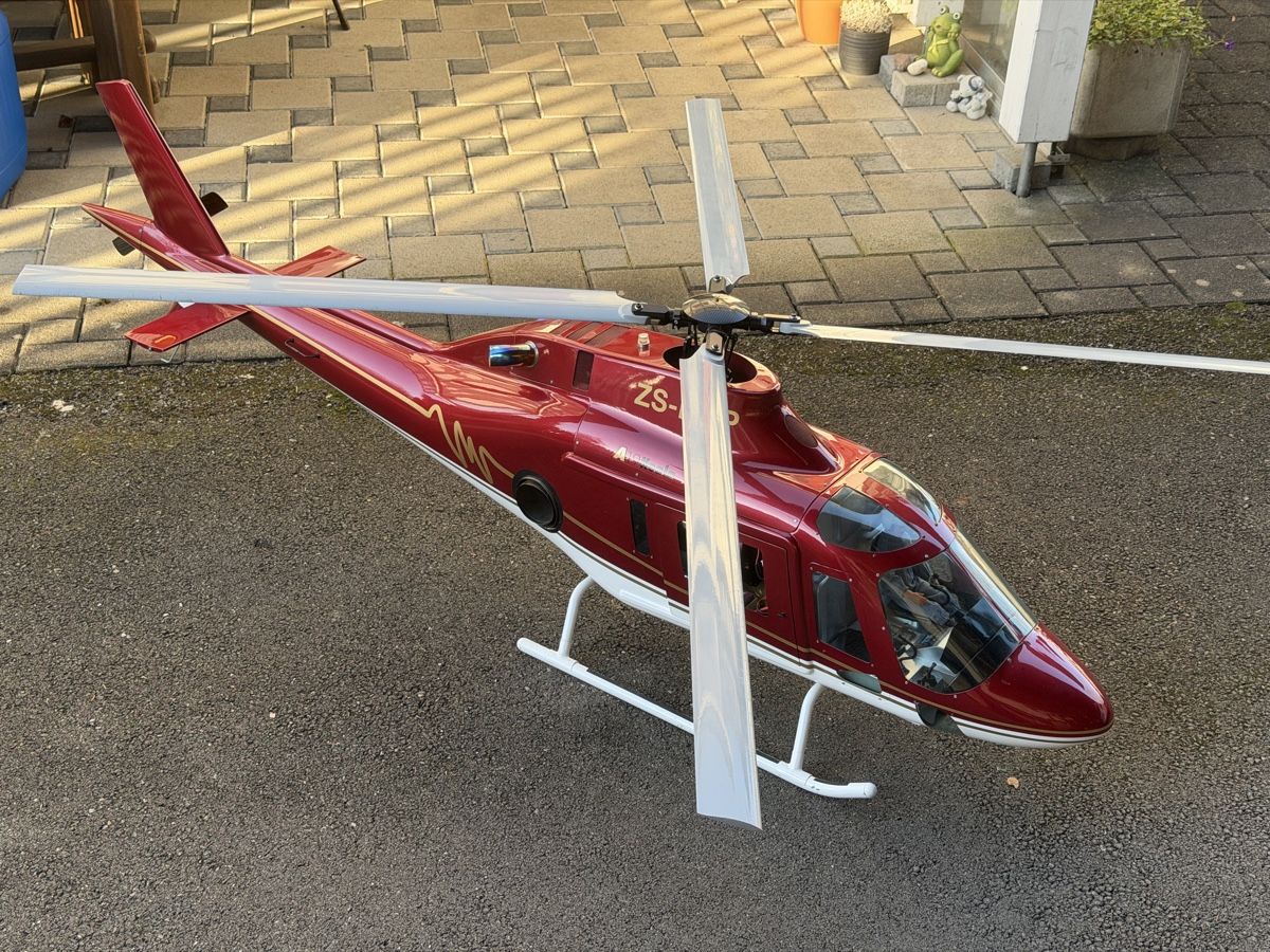 Modellismo RC: Agusta A109 800  Turbine – Usato da Schwanden GL venduto da maege405