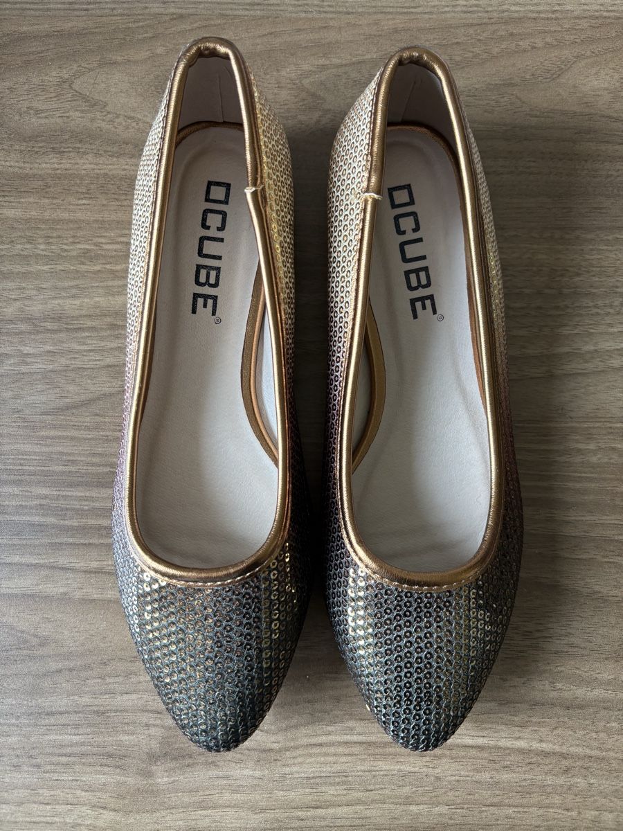 Cube Scarpe da donna: Ballerinas gold 37 – Usato da Oensingen venduto da Chicotus 1