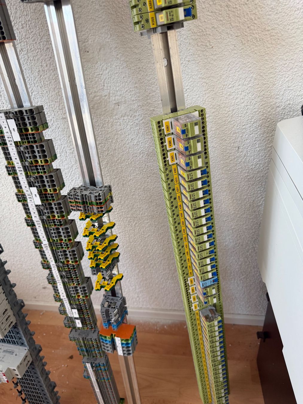 ABB Schalter: ABB Smissline Elektrokomponenten aus professionellen – Gebraucht aus Amriswil von JaJa-Express 3