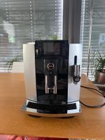 Machine à café Jura  E8 Platine encore sous garantie