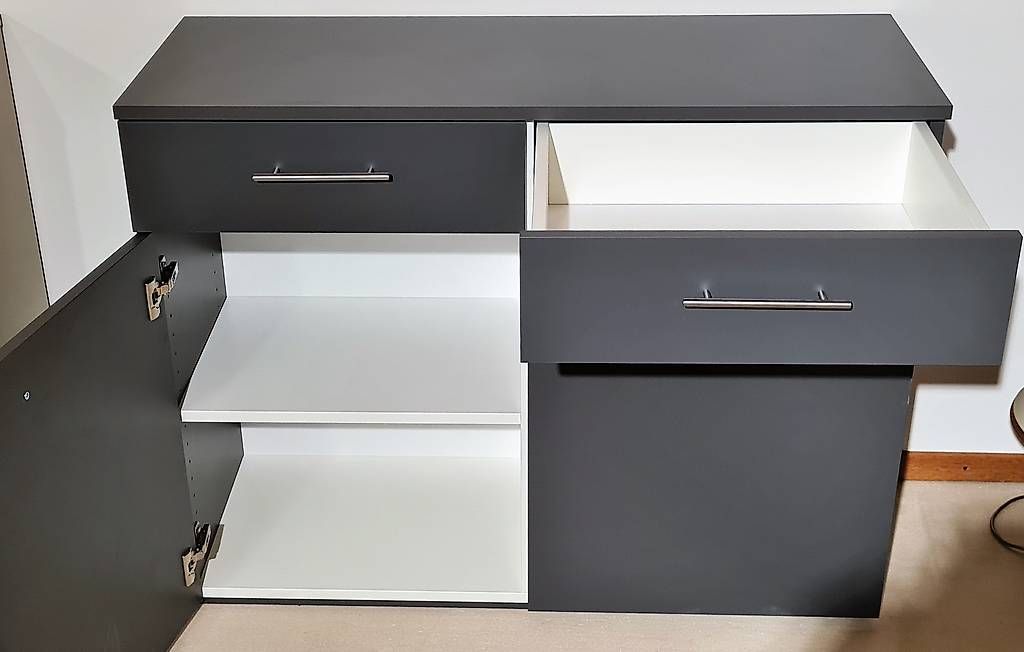 Cassettiere: Verschiedene Sideboards ab Ausstellung – Usato da Urtenen-Schönbühl venduto da wohnstudio_haller 1