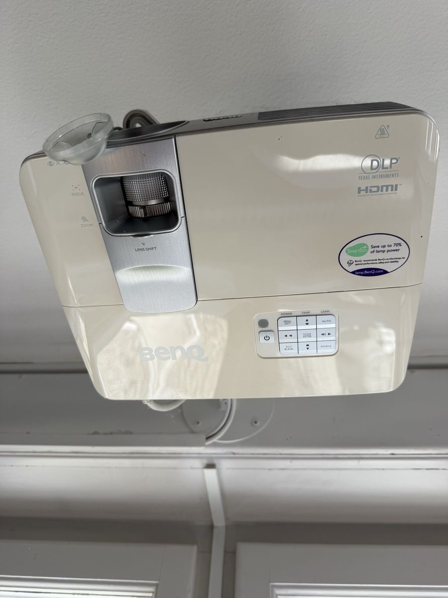 BenQ Proiettori: Projecteur Benq fonctionnel – Usato da Bulle venduto da fra_7wng 5