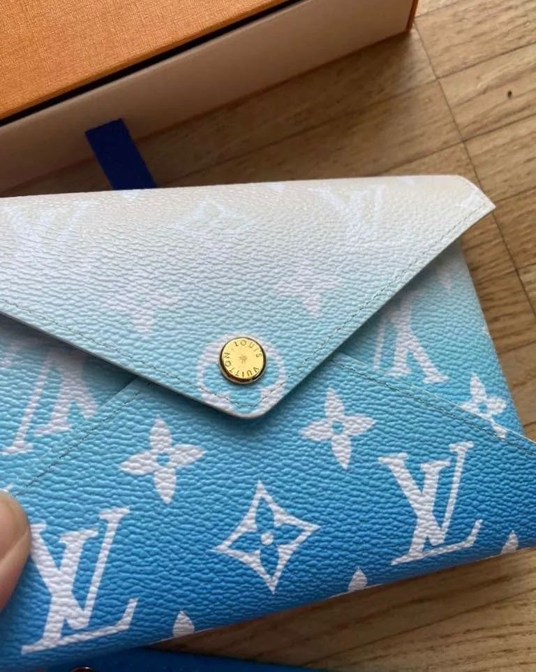 Louis Vuitton Borse da donna: Louis Vuitton Kirigami by the pool – Nuovo (secondo la descrizione) da Triesen venduto da atos87 2
