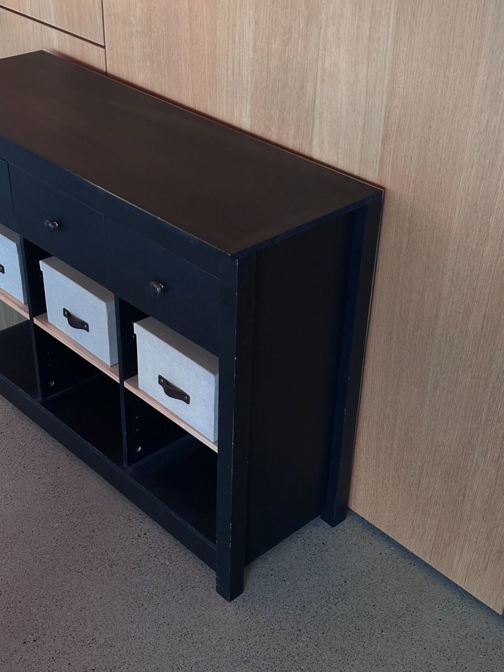 Cassettiere: Kommode / Sideboard / Konsole schwarz mit 3 Schubladen – Usato da Zürich venduto da user23467 7