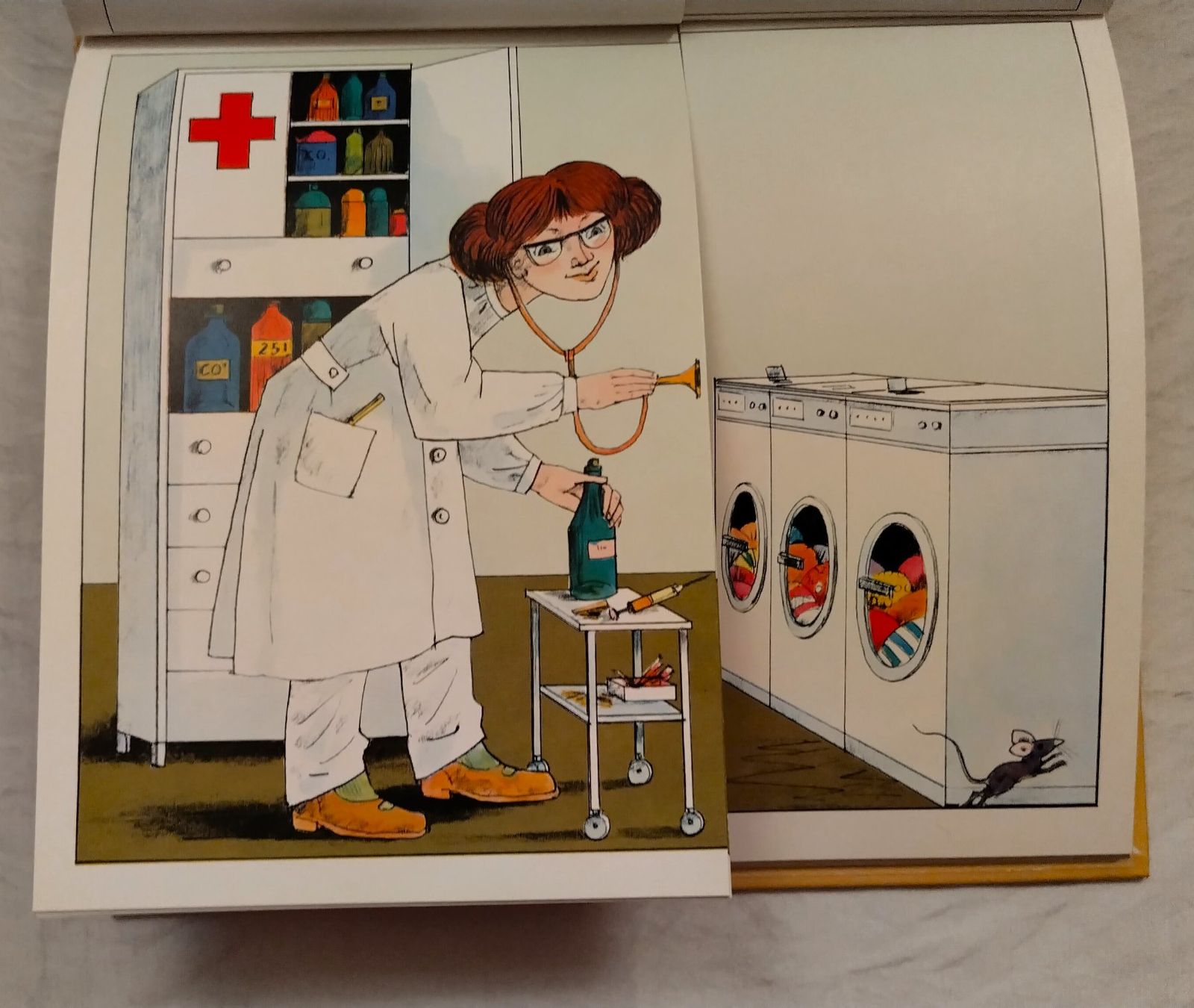 Libri: Du hast August so verwirrt / Wechselbilder Bilderbuch 1982 – Usato da Bellach venduto da JingleJerry 9